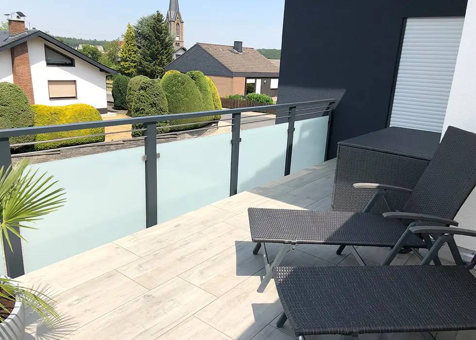 Balkongeländer Glas