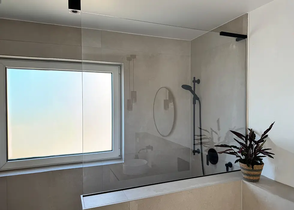 Glasdusche modern
